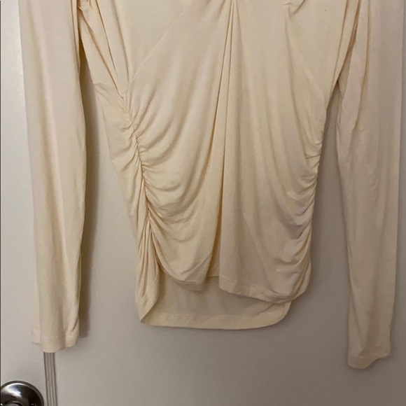 2 for $15 NWT bandolino cream long sleeve size: L - Picture 3 of 8